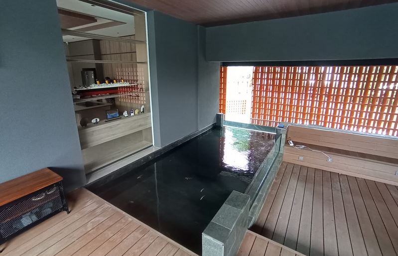 Kolam Renang Ramah Lingkungan: Tips Perawatan Tanpa Kaporit